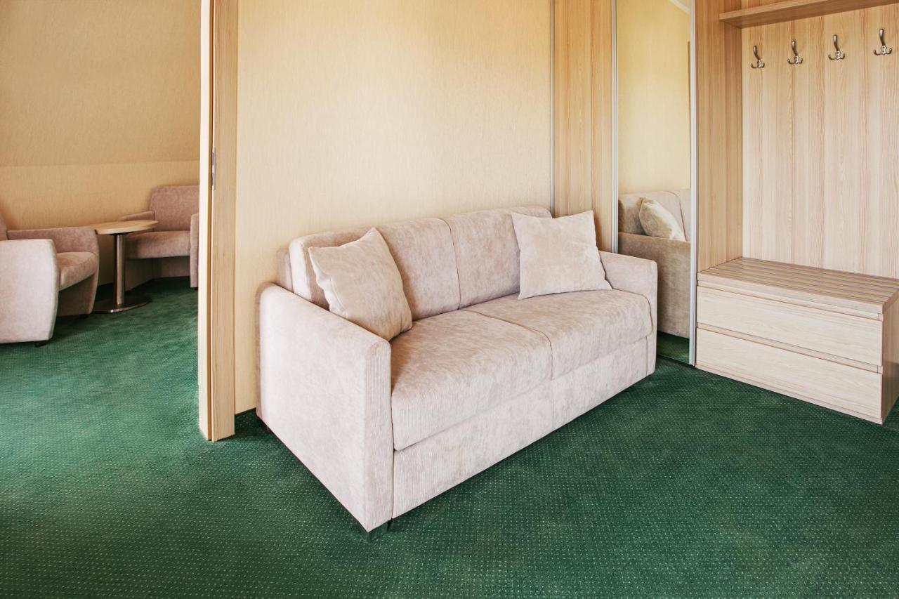 Villa Cannes ヤスタルニャ エクステリア 写真